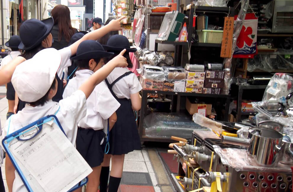 2026年10月10日（土）開催！<br>商店街とホテルによる 大阪のまちを舞台に、観光の仕事をリアルに体験！